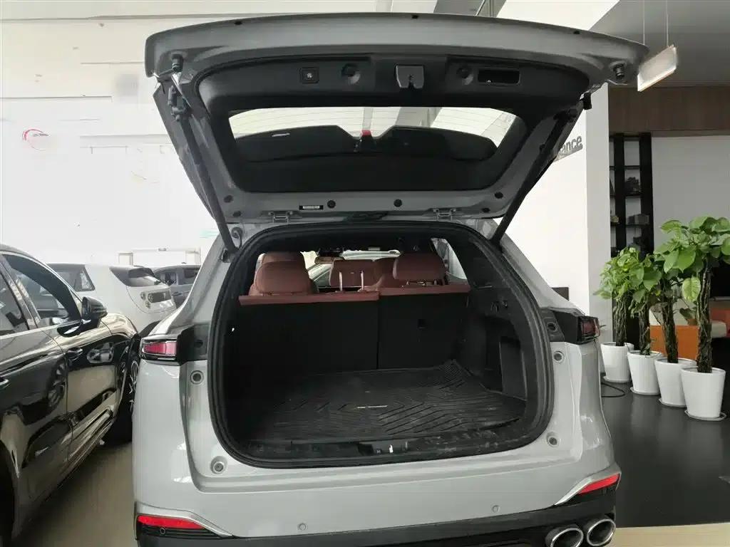 Changan CS75PLUS 2025, Fourth Generation Ultra 2.0T, New Blue Whale Intelligent Power Edition — миниатюра 15