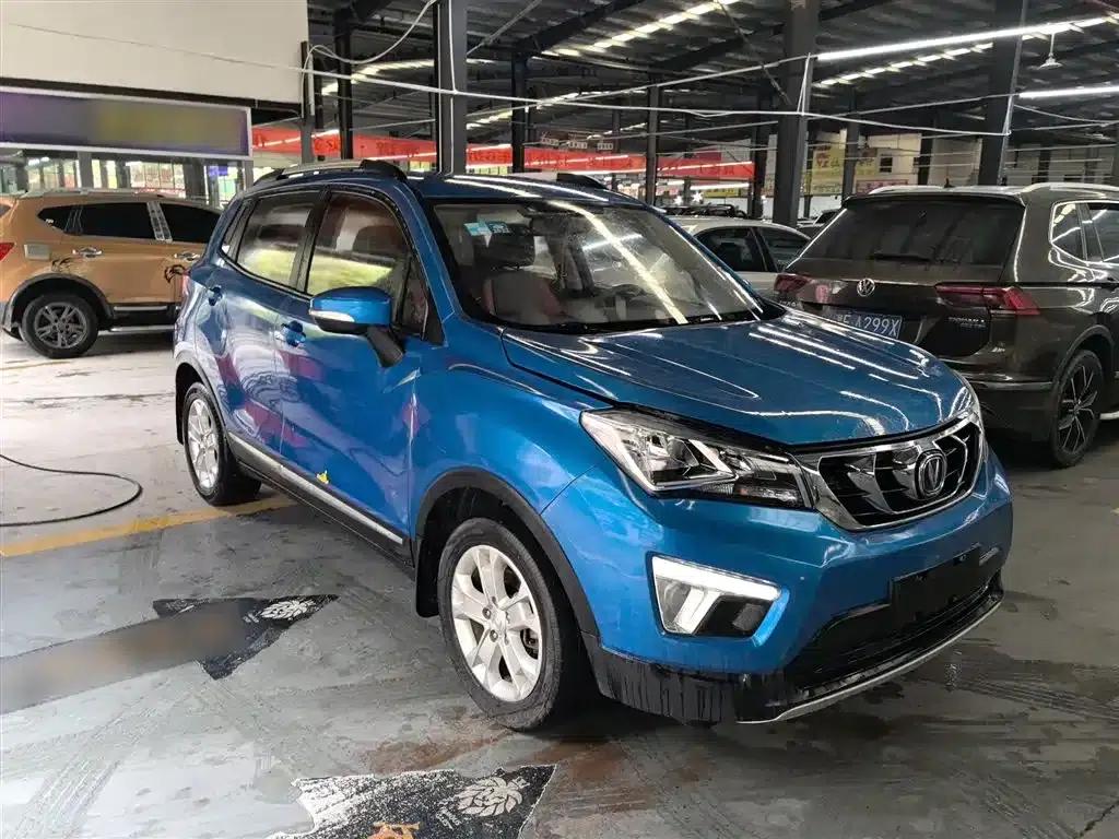 Changan CS15 2016 1.5L Manual Fashion Edition — миниатюра 4