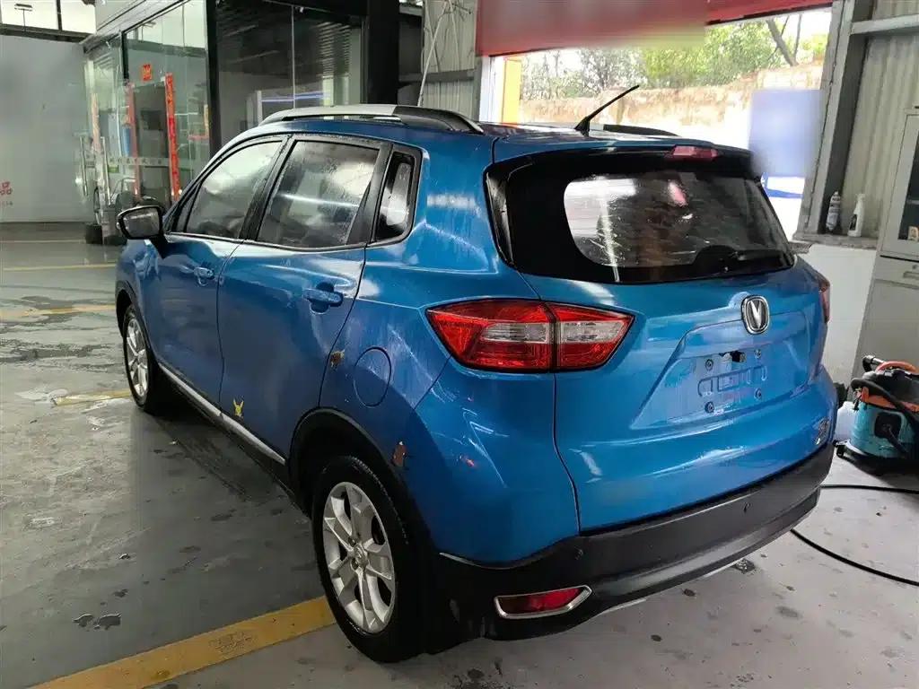 Changan CS15 2016 1.5L Manual Fashion Edition — миниатюра 5