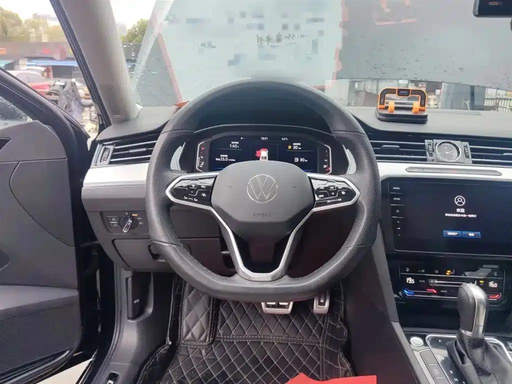 Volkswagen Magotan 2023 2 Millionth Unit Commemorative Edition 330TSI DSG Luxury — миниатюра 11