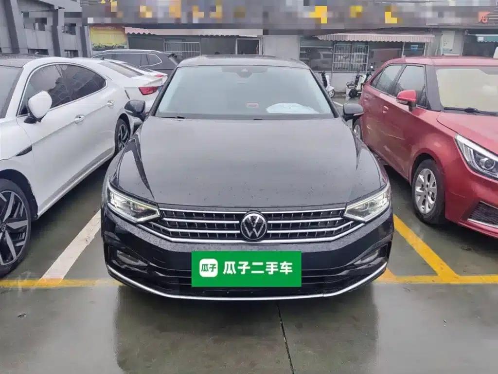 Volkswagen Magotan 2023 2 Millionth Unit Commemorative Edition 330TSI DSG Luxury — миниатюра 3