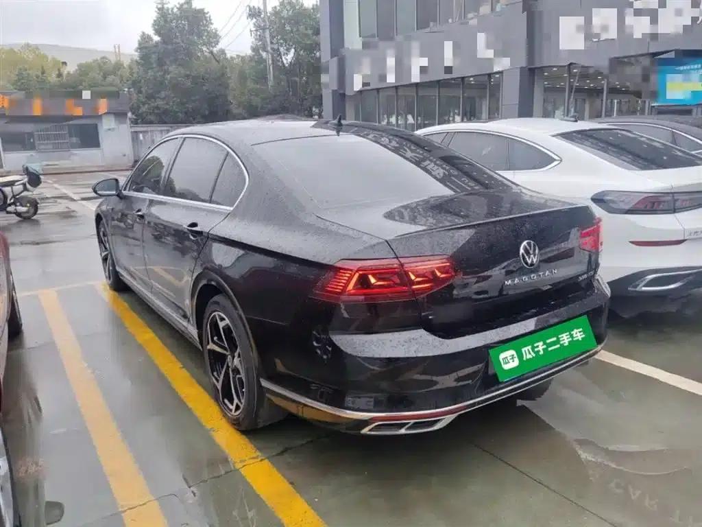 Volkswagen Magotan 2023 2 Millionth Unit Commemorative Edition 330TSI DSG Luxury — миниатюра 5