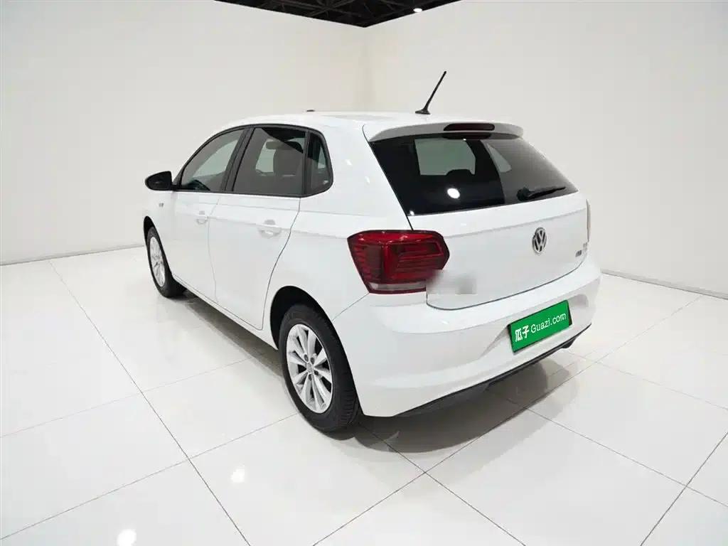 2019 Polo Plus 1.5L Automatic Colorful Technology Edition — миниатюра 5