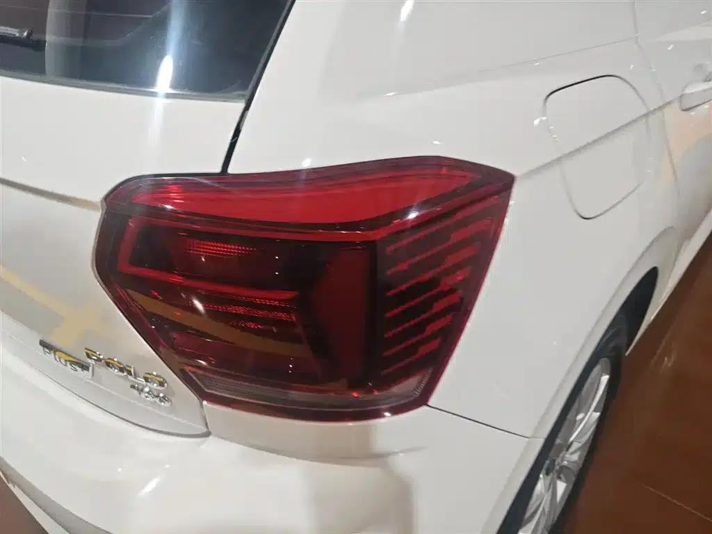 2019 Polo Plus 1.5L Automatic Colorful Technology Edition — миниатюра 8