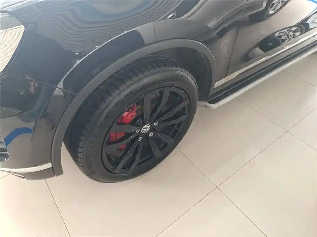 2016 Touareg 3.0TSI Premium Edition — миниатюра 23