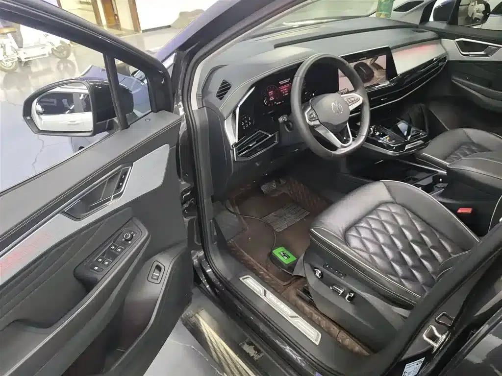 2022 Range Rover 530TSI AWD Flagship Pro 6-seater — миниатюра 9