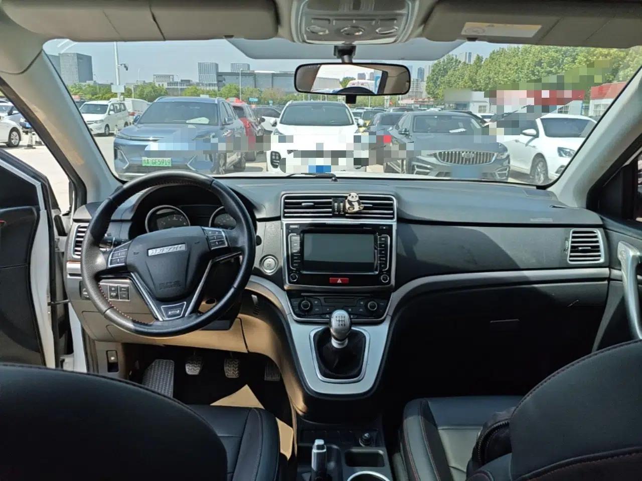 Haval M6 2017 1.5T Manual Two-Wheel Drive Elite Model — миниатюра 13