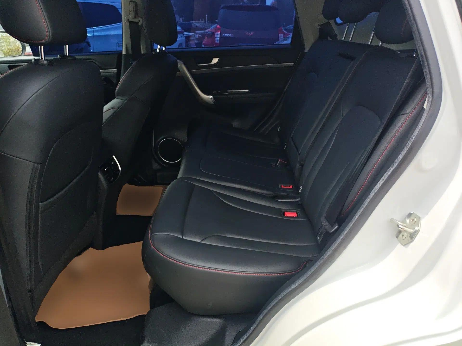 Haval M6 2018 Revised Version 1.5T DCT Two-Wheel Drive Elite Edition — миниатюра 20