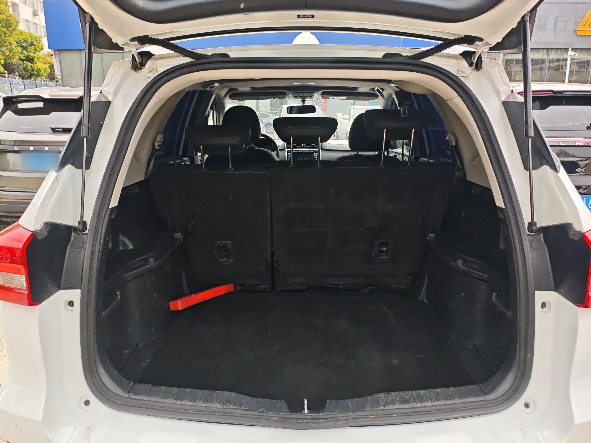 Haval M6 2018 Revised Version 1.5T DCT Two-Wheel Drive Elite Edition — миниатюра 22