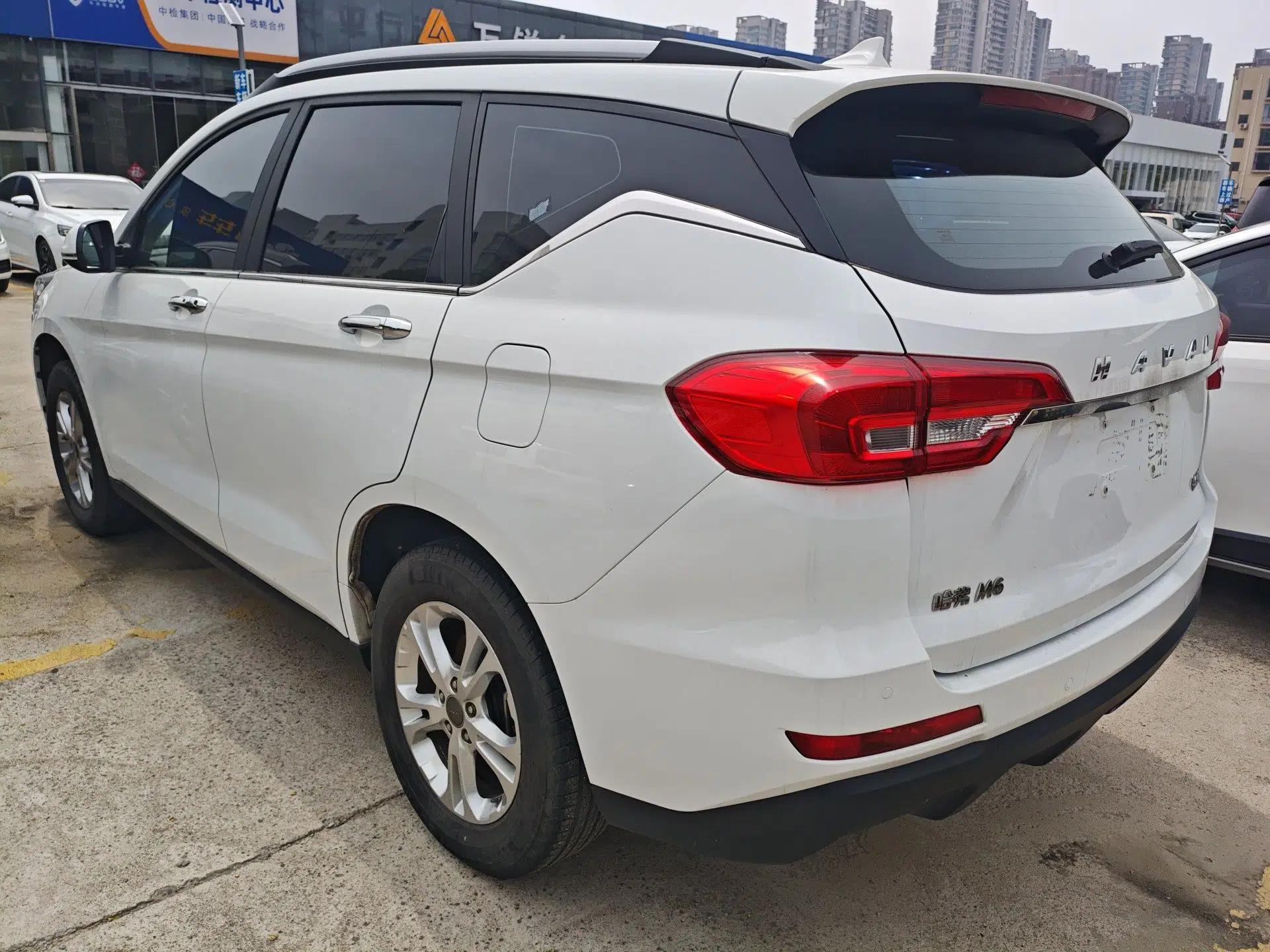Haval M6 2018 Revised Version 1.5T DCT Two-Wheel Drive Elite Edition — миниатюра 4