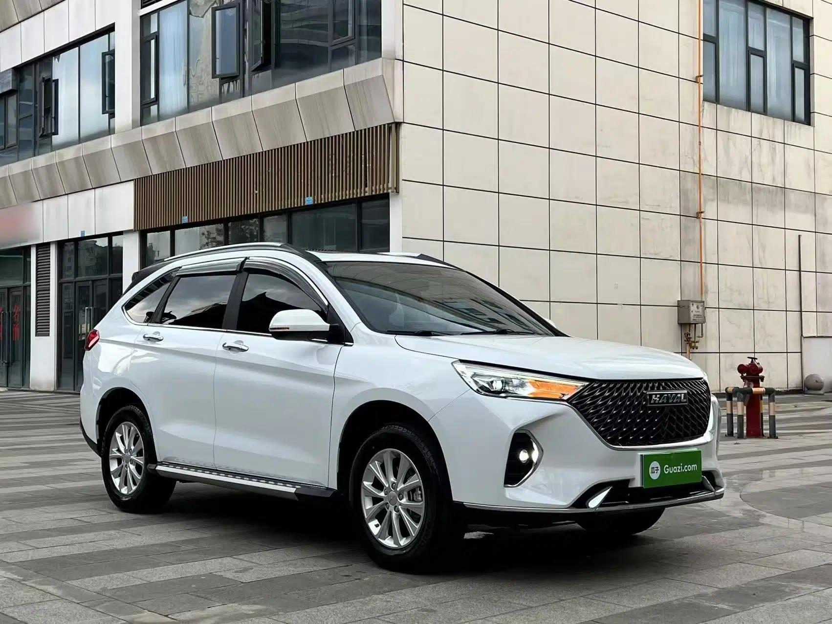 Haval M6 2021 PLUS 1.5T Manual Luxury Smart Connectivity Model — миниатюра 3