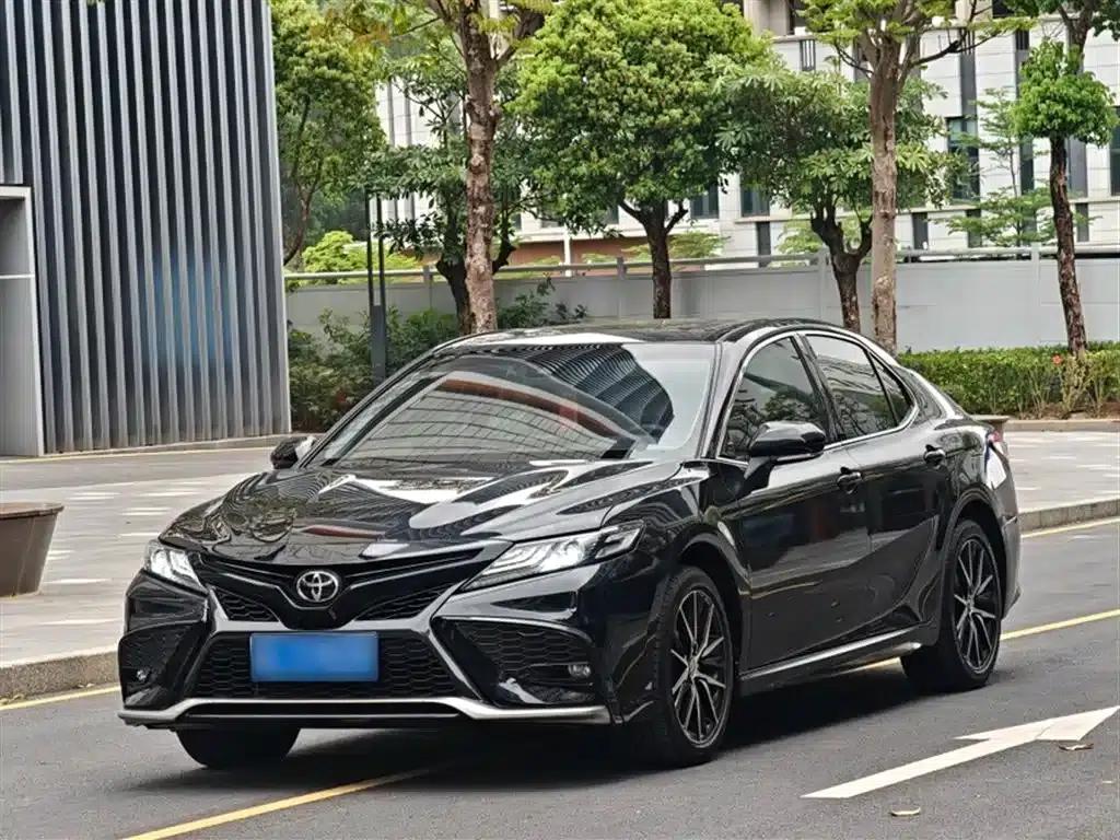 Camry 2023 2.0S Sport Edition — миниатюра 1