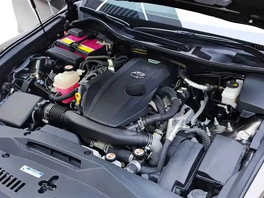 Crown 2017 2.0T Sport Edition — миниатюра 11