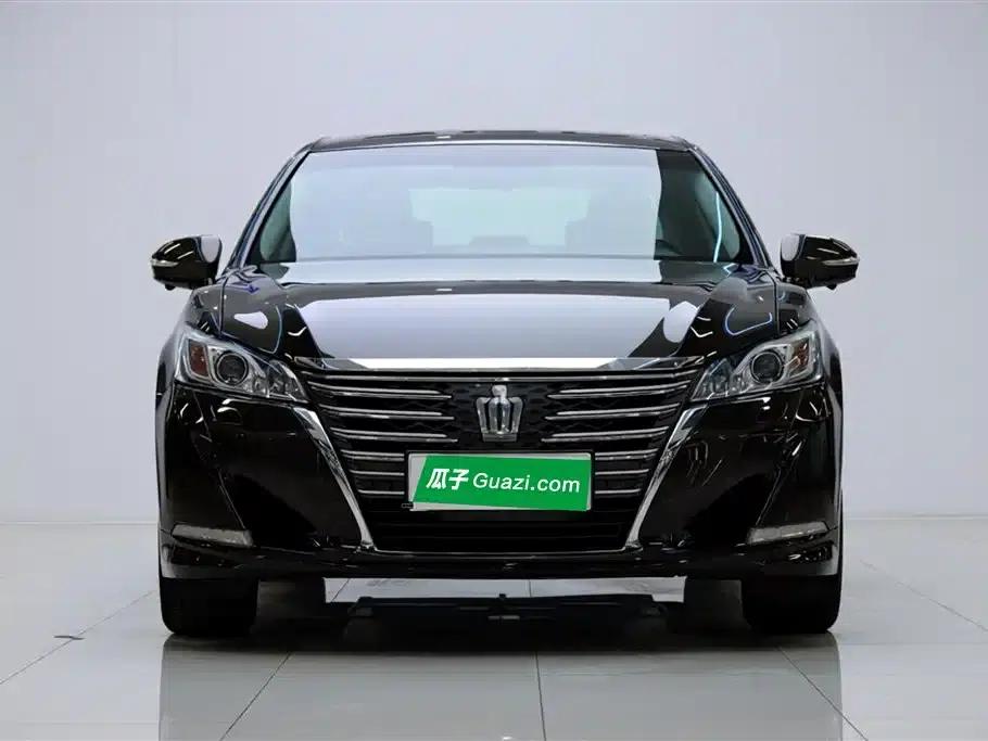 Crown 2017 2.0T Sport Edition — миниатюра 21