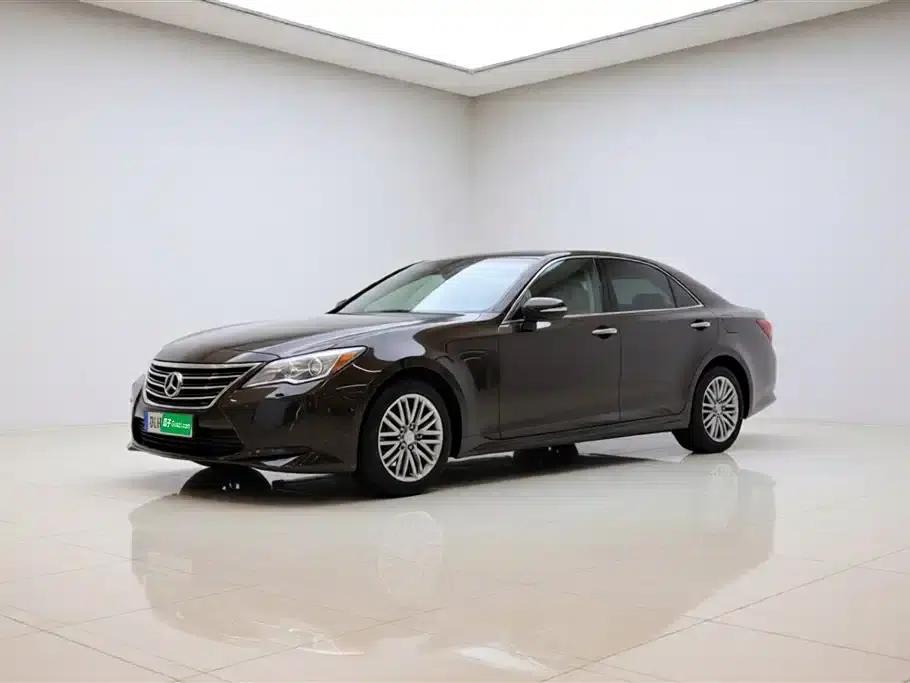 Crown 2017 2.0T Sport Edition — миниатюра 22