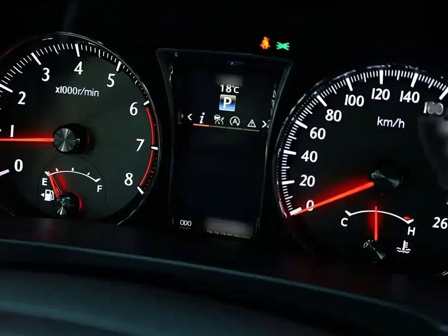 Crown 2017 2.0T Sport Edition — миниатюра 4