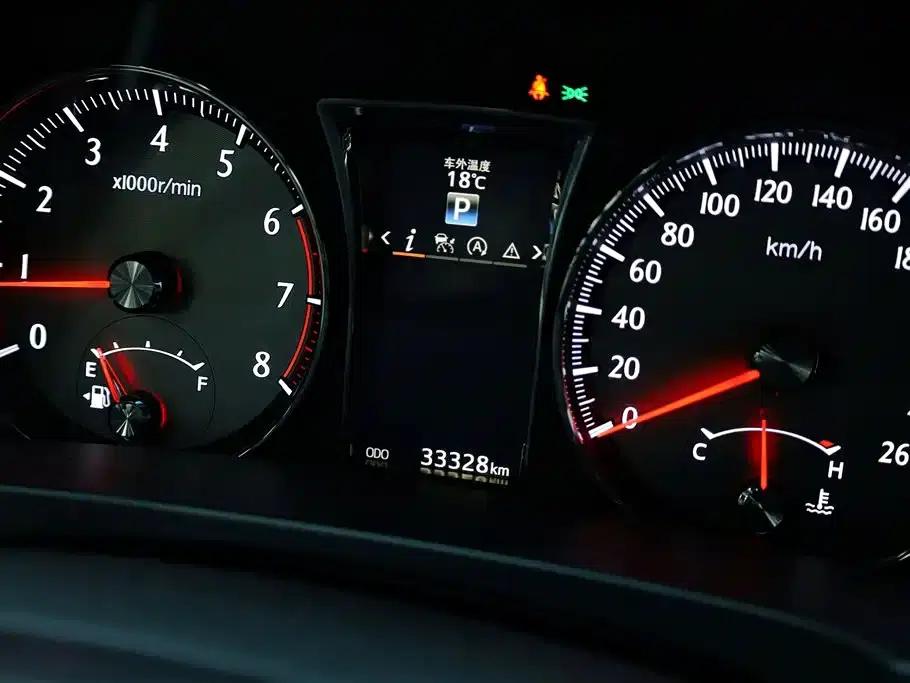 Crown 2017 2.0T Sport Edition — миниатюра 5