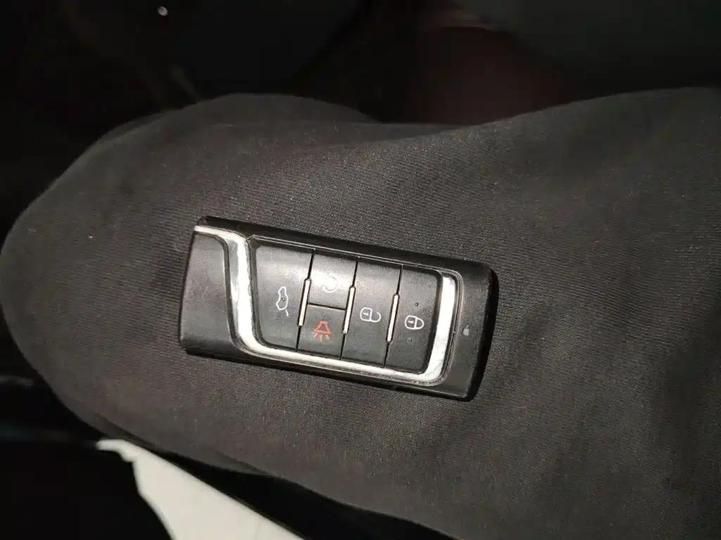 Trumpchi M6 2019 270T DCT Premium Edition (Six Seats) National VI Emission Standard — миниатюра 9