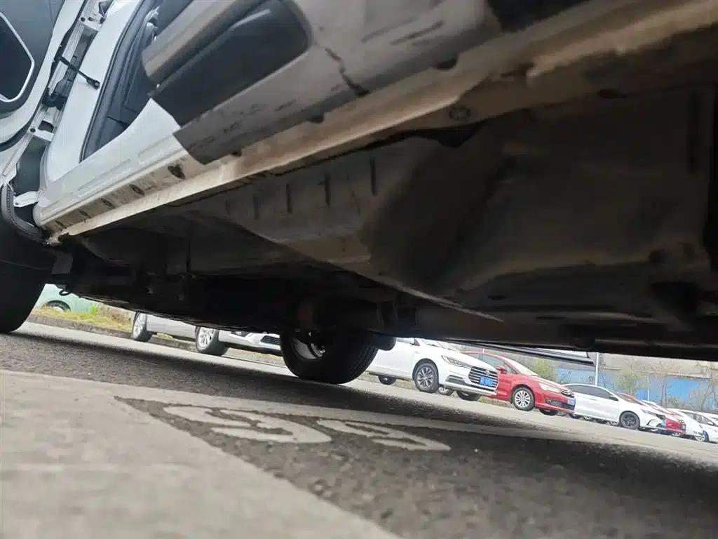 Haval H6 2017 Red Label 2.0T Automatic 2WD Smart Edition — миниатюра 22