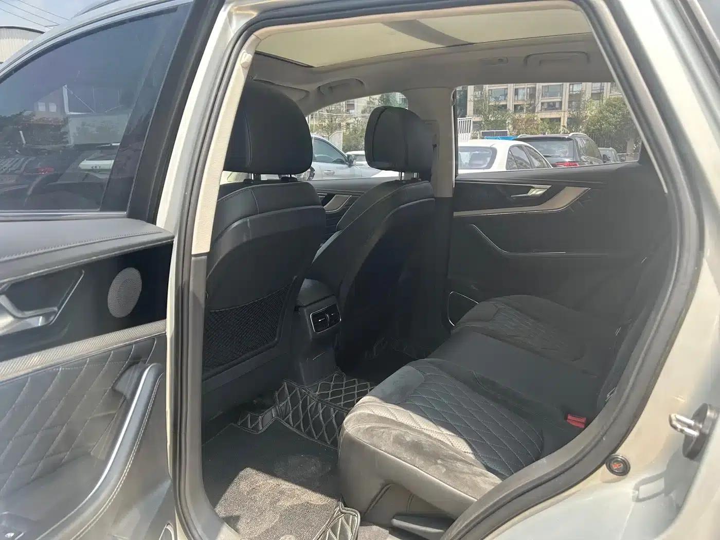 Hongqi HS5 2019 2.0T Intelligent Flagship Edition — миниатюра 5