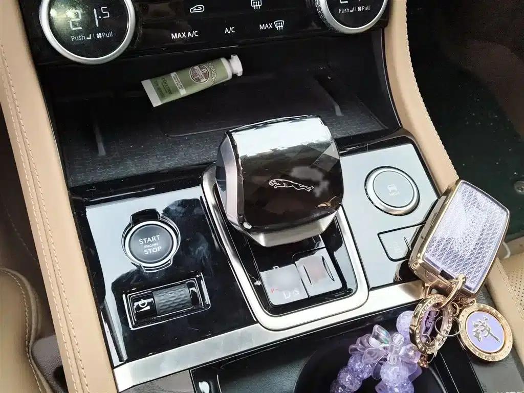 Jaguar XFL 2024 2.0T P250 2WD Luxury Edition — миниатюра 7