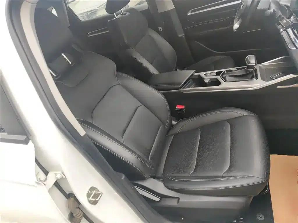 Geely Emgrand 2023 4th Generation Champion Edition 1.5L CVT Luxury — миниатюра 20