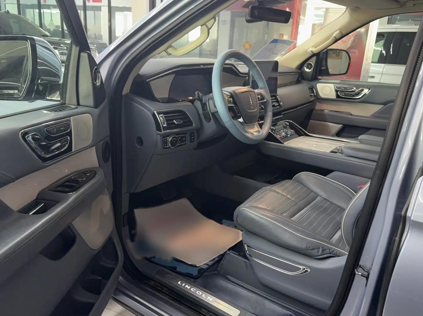 Lincoln Navigator 2019 3.5T Presidential Series China VI Standard — миниатюра 7