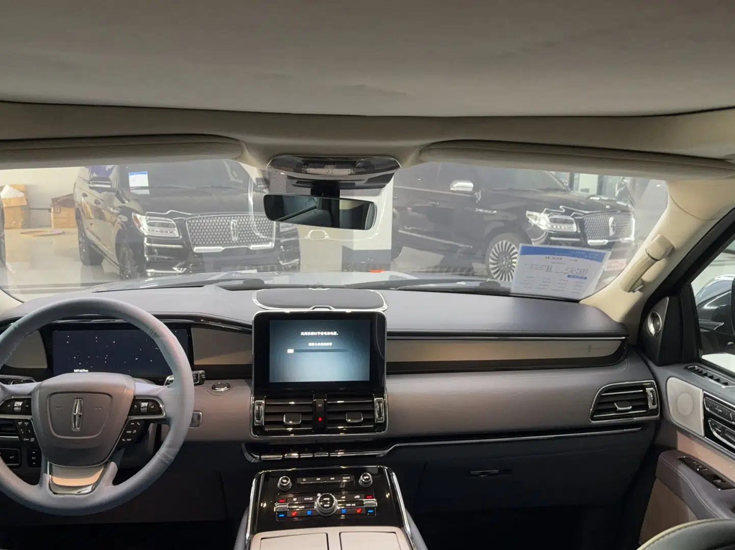 Lincoln Navigator 2019 3.5T Presidential Series China VI Standard — миниатюра 9