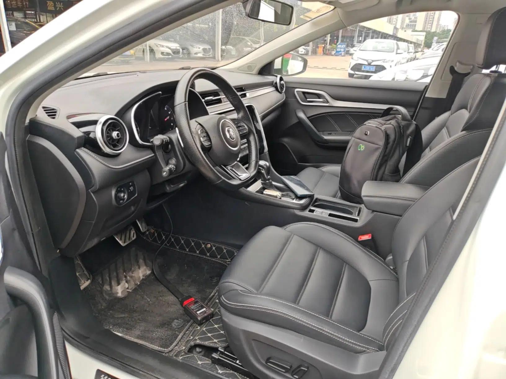 MG 6 2017 20T Automatic Luxury Smart Connect Version China V Standard — миниатюра 17