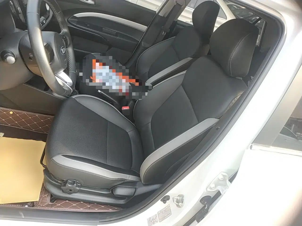 Kia kx1 Stonic 2019 1.4L Manual Fun Edition China VI Standard — миниатюра 18