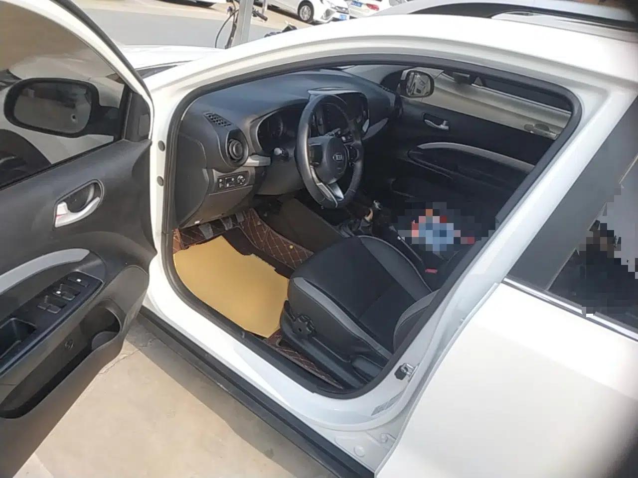 Kia kx1 Stonic 2019 1.4L Manual Fun Edition China VI Standard — миниатюра 19