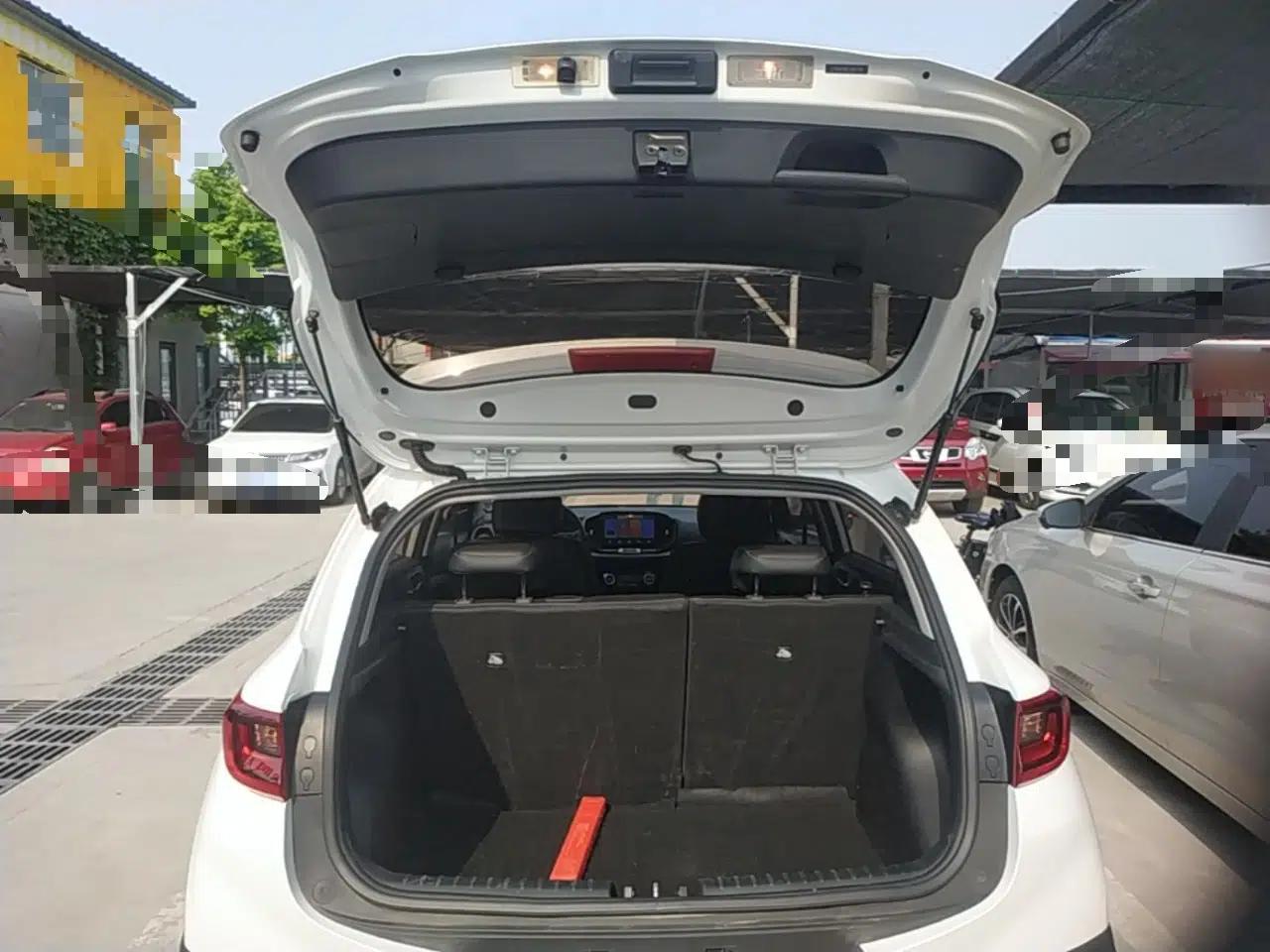 Kia kx1 Stonic 2019 1.4L Manual Fun Edition China VI Standard — миниатюра 22