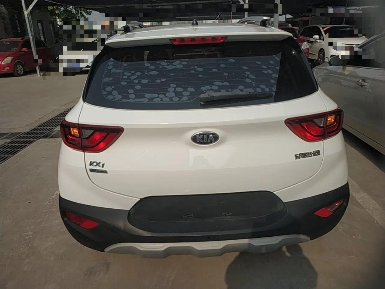 Kia kx1 Stonic 2019 1.4L Manual Fun Edition China VI Standard — миниатюра 5