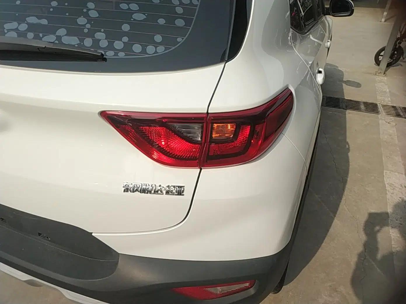 Kia kx1 Stonic 2019 1.4L Manual Fun Edition China VI Standard — миниатюра 7