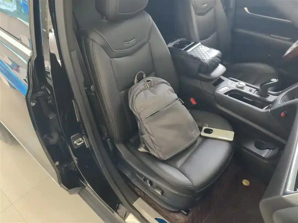Cadillac XT5 2022 2.0T 2WD Luxury — миниатюра 4