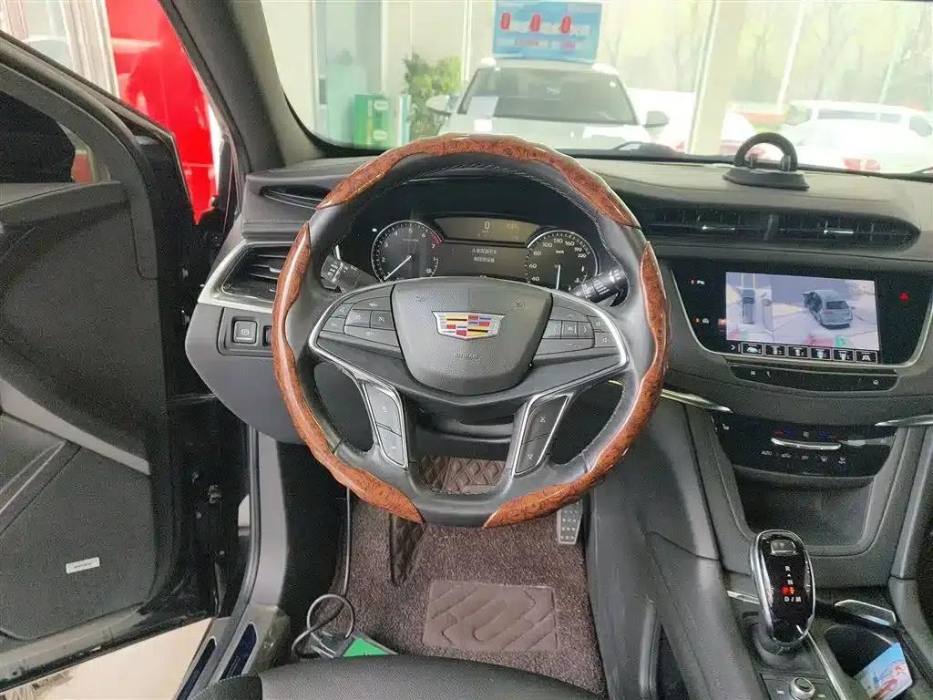 Cadillac XT5 2022 2.0T 2WD Luxury — миниатюра 7
