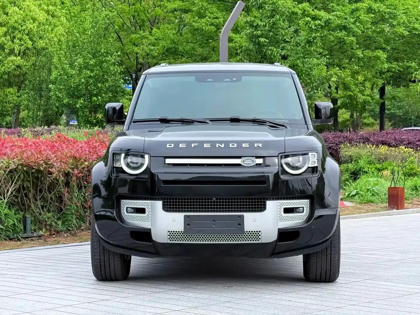 2024 Land Rover Defender 110 3.0T P400 XS — миниатюра 2