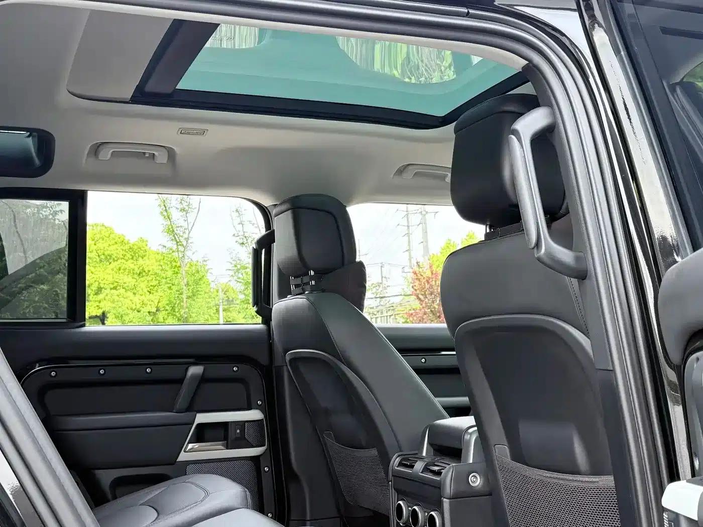 2024 Land Rover Defender 110 3.0T P400 XS — миниатюра 20