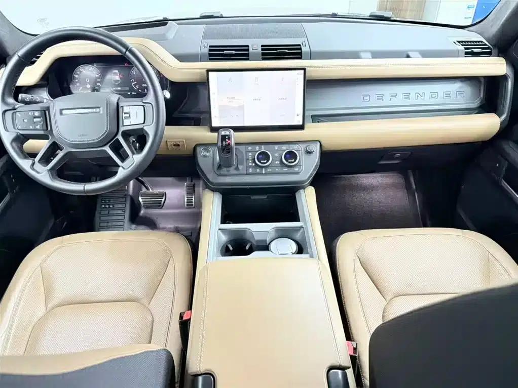 2025 Land Rover Defender 110 3.0T P400 X — миниатюра 7