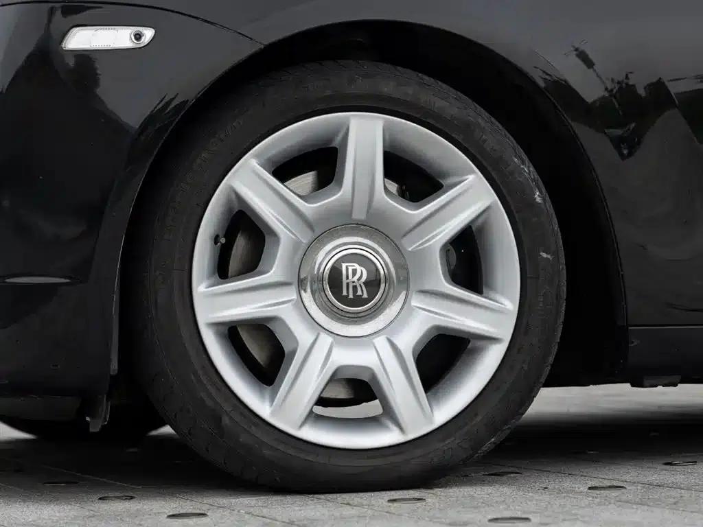 2010 Ghost 6.6T Standard Edition — миниатюра 9