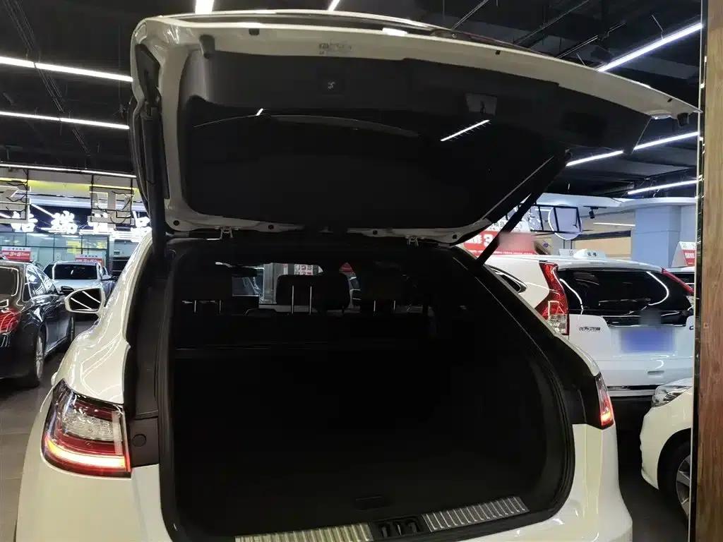 Navigator 2021 2.0T AWD Premium Edition — миниатюра 19
