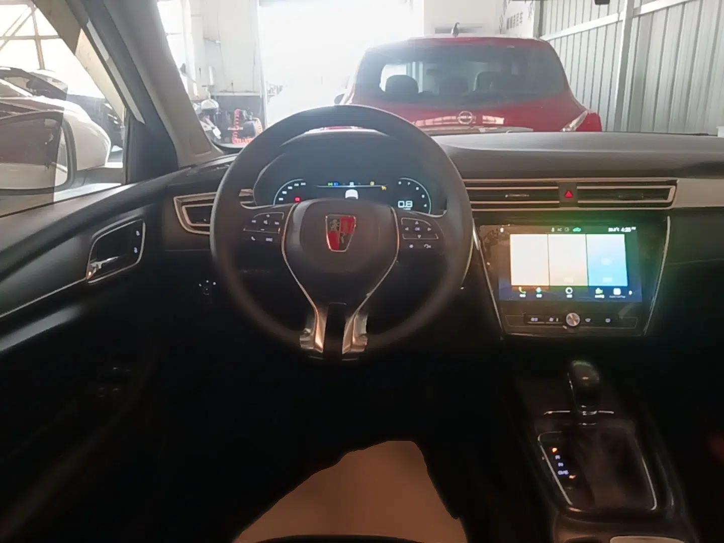 Roewe i5 2020 1.5L Automatic 4G Connect Luxury Flagship Edition — миниатюра 14