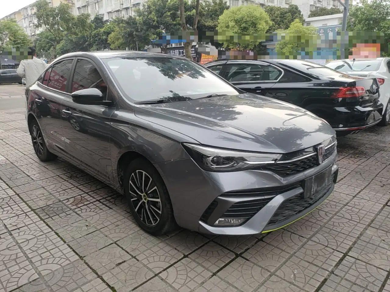 Roewe i5 2021 1.5L Manual Platinum Edition — миниатюра 3