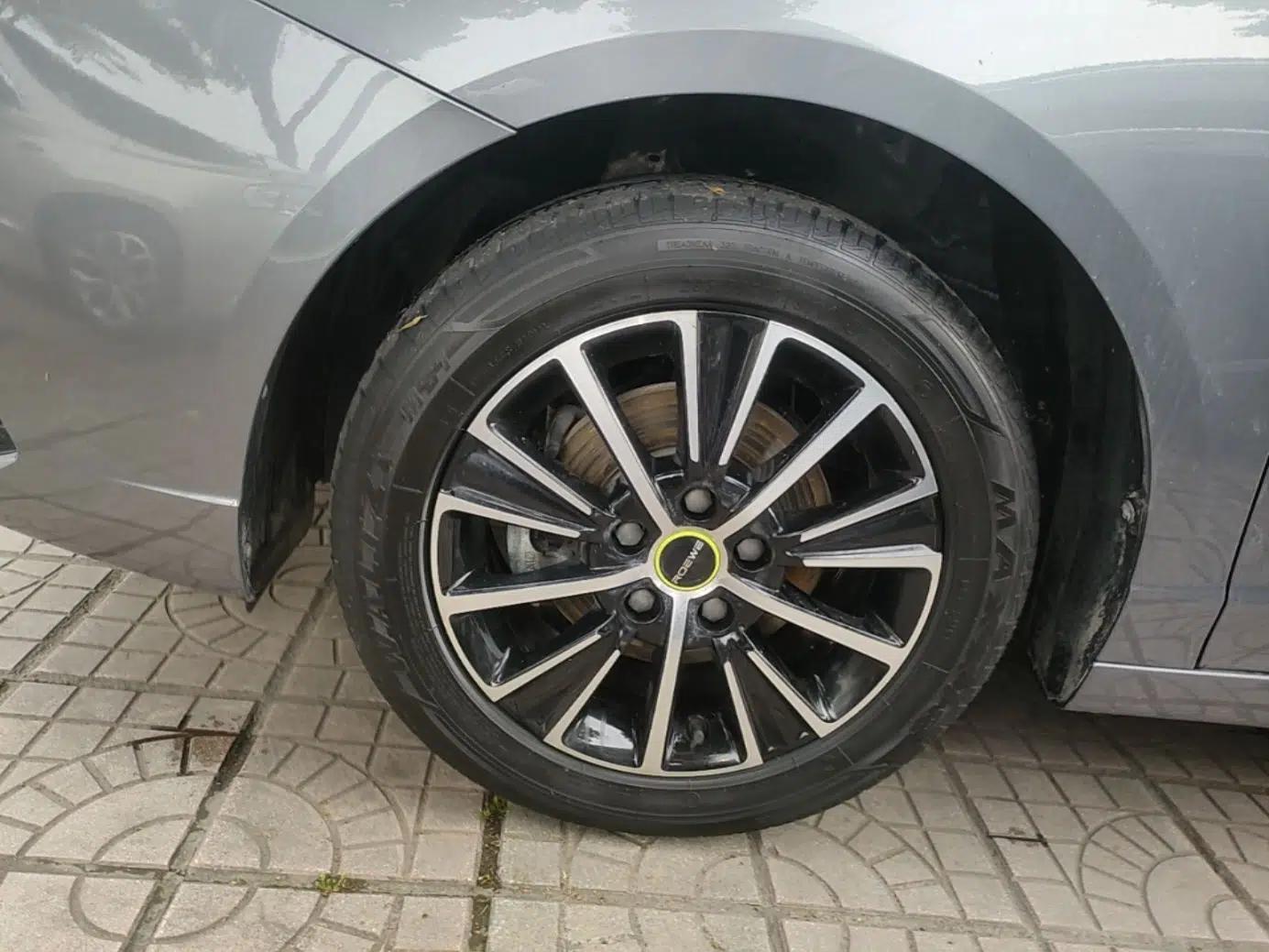 Roewe i5 2021 1.5L Manual Platinum Edition — миниатюра 8