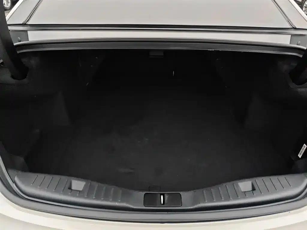 Lincoln MKZ 2019 2.0T Premium Edition (China VI Emission Standard) — миниатюра 19