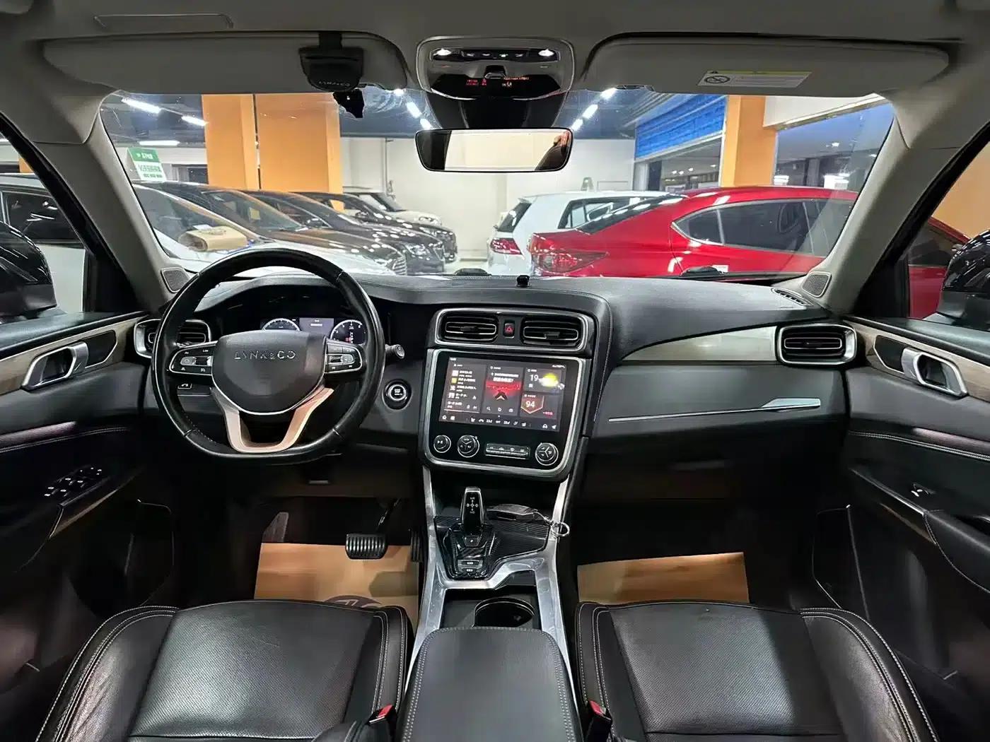 Lynk & Co 01 2019 2.0T 2WD Pro Edition (National V Emission Standard) — миниатюра 4