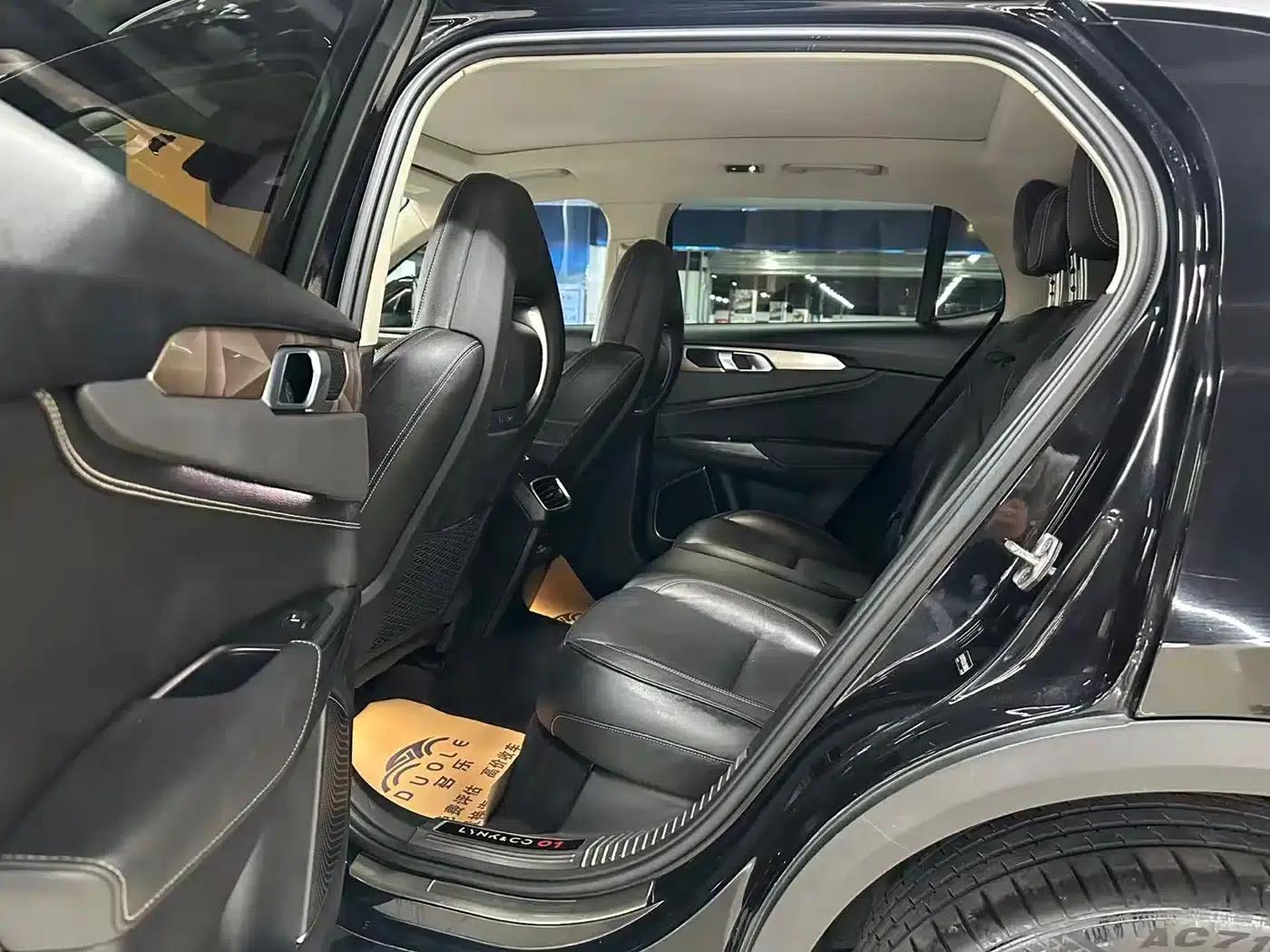 Lynk & Co 01 2019 2.0T 2WD Pro Edition (National V Emission Standard) — миниатюра 6