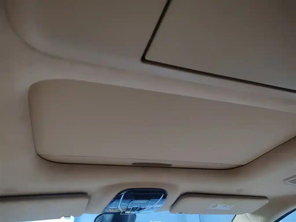 Voyah Dreamer 2025 PHEV AWD Flagship Kunpeng Edition — миниатюра 14
