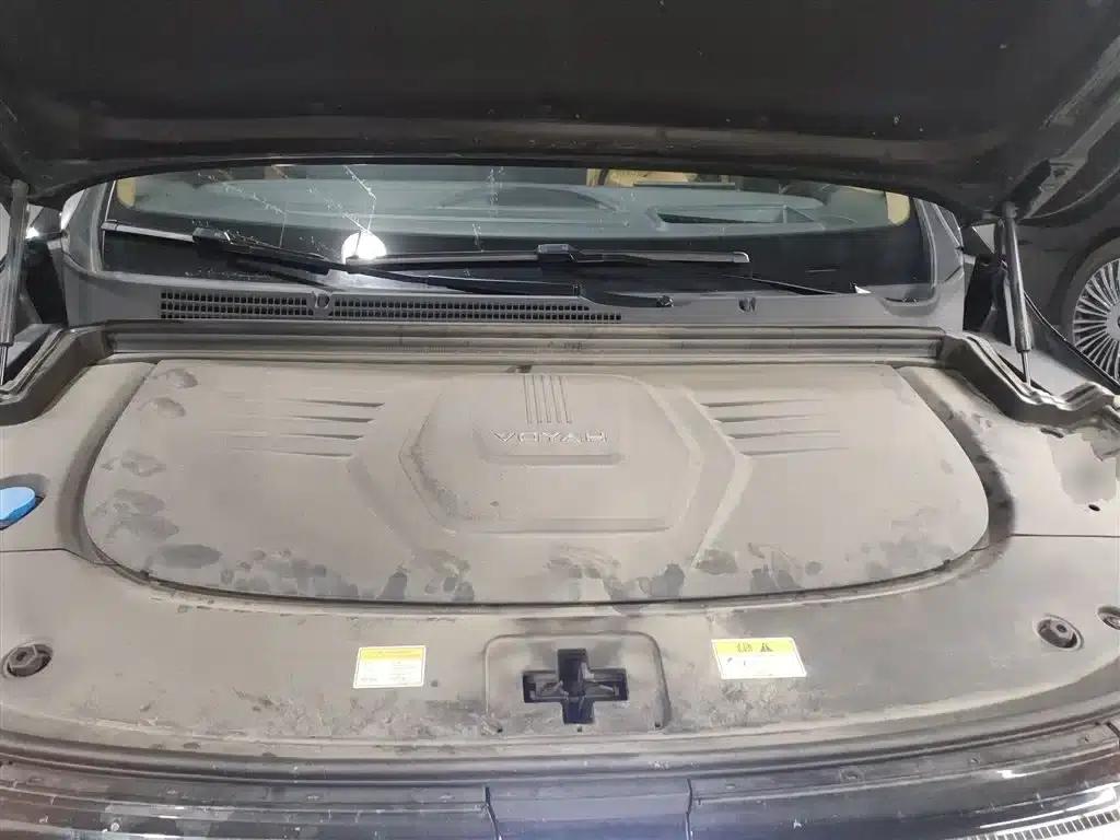 Voyah Dreamer 2025 PHEV AWD Flagship Kunpeng Edition — миниатюра 16