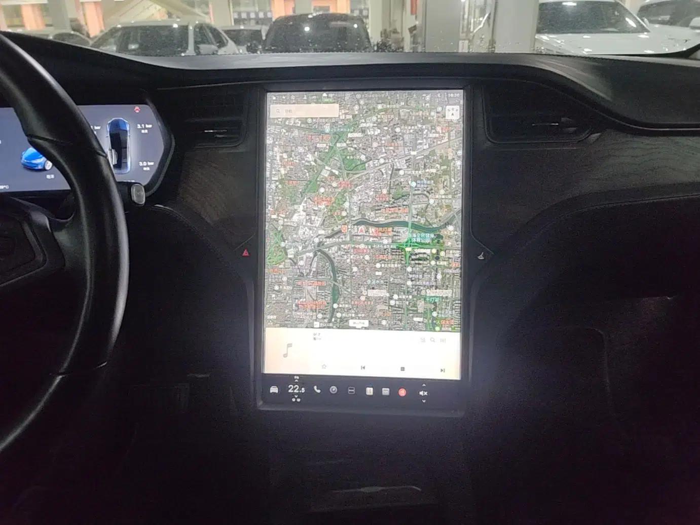 Tesla Model X 2016 X 75D — миниатюра 15